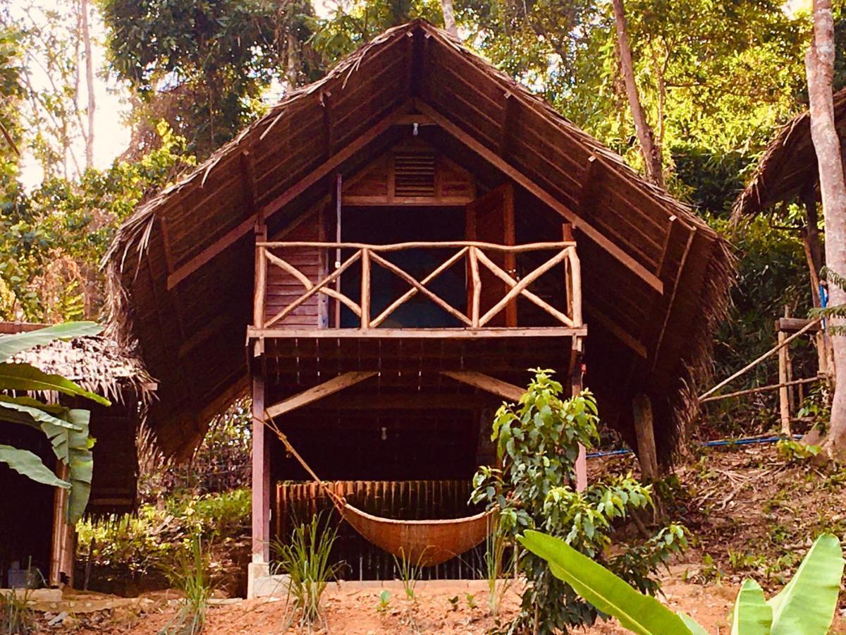 Green Hill Restaurant & Cottages San Vicente  Exterior photo